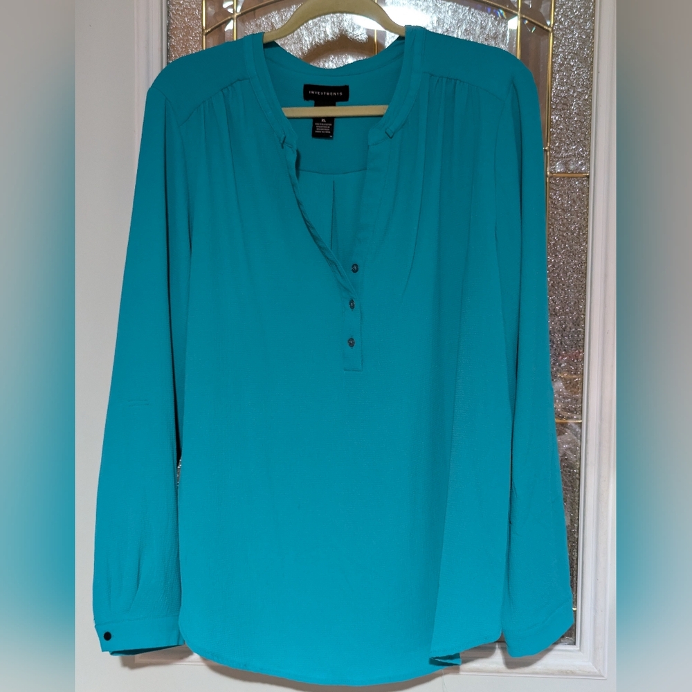A255, Investments Turquoise Button-Front Blouse